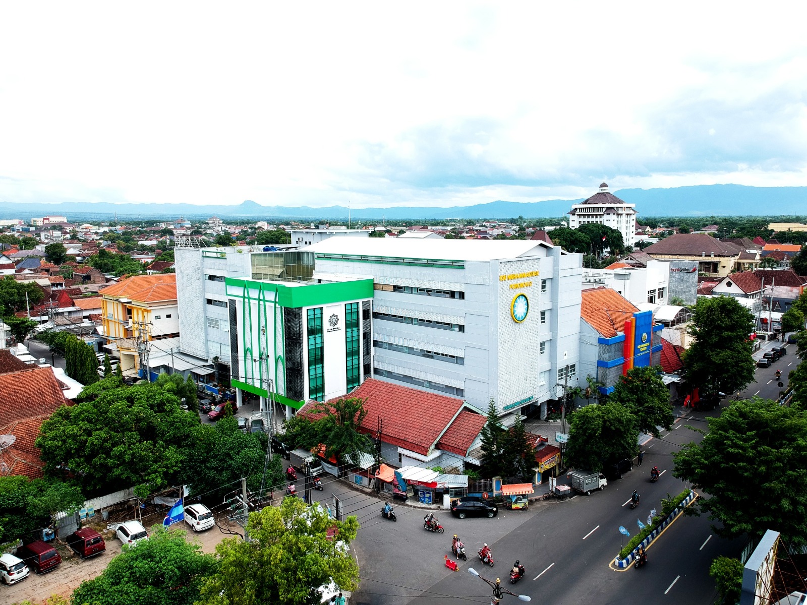 Identitas Umum & Kepemilikan